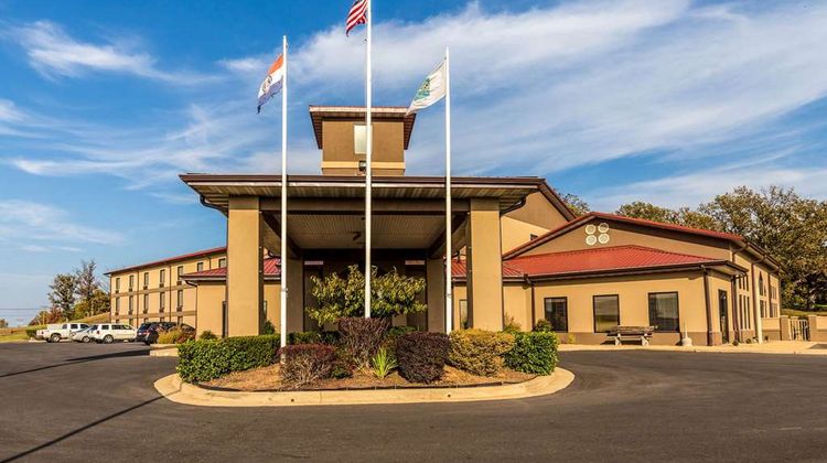Quality Inn West Plains Exterior