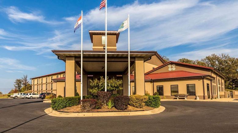 <b>Quality Inn West Plains Exterior</b>. Images powered by <a href="https://iceportal.shijigroup.com/" title="IcePortal" target="_blank">IcePortal</a>.