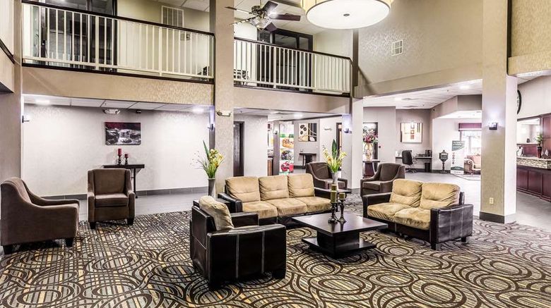 <b>Quality Inn West Plains Lobby</b>. Images powered by <a href="https://iceportal.shijigroup.com/" title="IcePortal" target="_blank">IcePortal</a>.