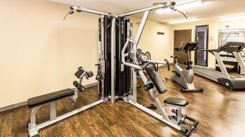 <b>Quality Inn West Plains Health</b>. Images powered by <a href="https://iceportal.shijigroup.com/" title="IcePortal" target="_blank">IcePortal</a>.