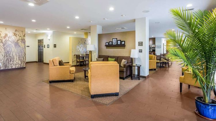Sleep Inn & Suites Hannibal Lobby