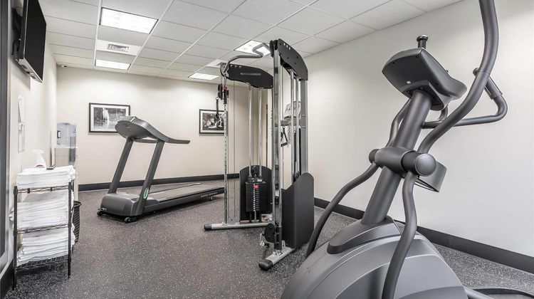 Sleep Inn & Suites O'Fallon Health