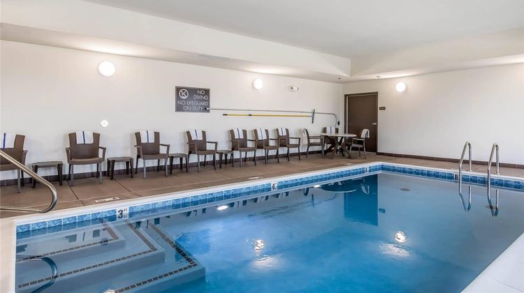 Sleep Inn & Suites O'Fallon Pool