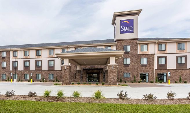 Sleep Inn & Suites O'Fallon Exterior
