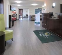 Quality Inn Farmington Lobby