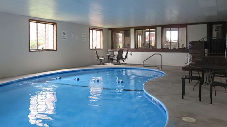 <b>Quality Inn Farmington Pool</b>. Images powered by <a href="https://iceportal.shijigroup.com/" title="IcePortal" target="_blank">IcePortal</a>.