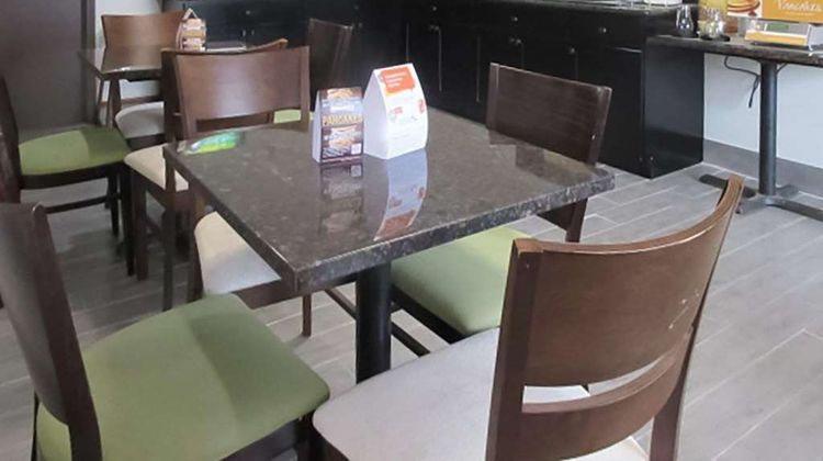 Quality Inn Farmington Restaurant