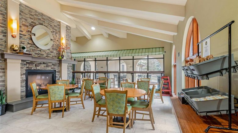 <b>Unity Hotel & Conference Center Restaurant</b>. Images powered by <a href="https://iceportal.shijigroup.com/" title="IcePortal" target="_blank">IcePortal</a>.