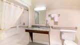 Quality Inn & Suites Carthage Room
