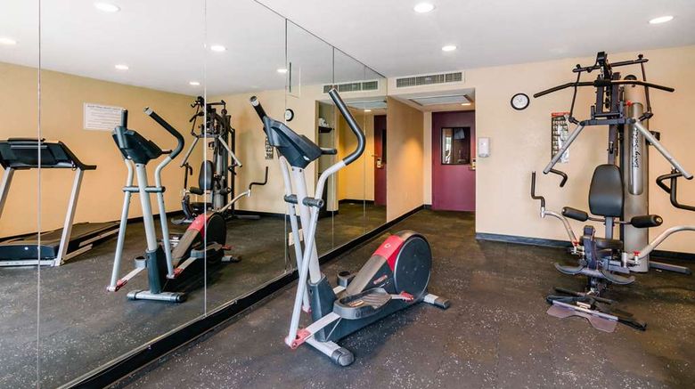 <b>Quality Inn & Suites Carthage Health</b>. Images powered by <a href="https://iceportal.shijigroup.com/" title="IcePortal" target="_blank">IcePortal</a>.