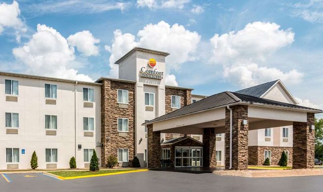 Comfort Inn & Suites Hannibal Exterior