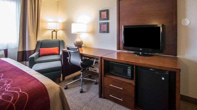 <b>Quality Inn Boonville - Columbia Room</b>. Images powered by <a href="https://iceportal.shijigroup.com/" title="IcePortal" target="_blank">IcePortal</a>.