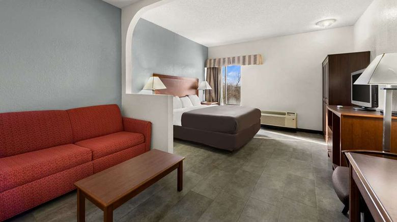 <b>Suburban Studios Kansas City Airport N Suite</b>. Images powered by <a href="https://iceportal.shijigroup.com/" title="IcePortal" target="_blank">IcePortal</a>.