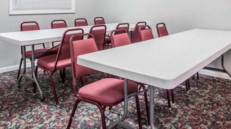 Econo Lodge Jefferson City Meeting