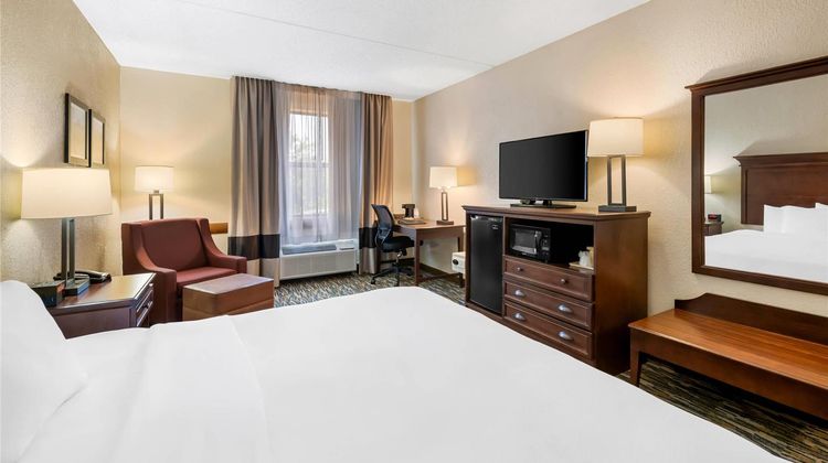 Comfort Inn & Suites Branson Meadows Room