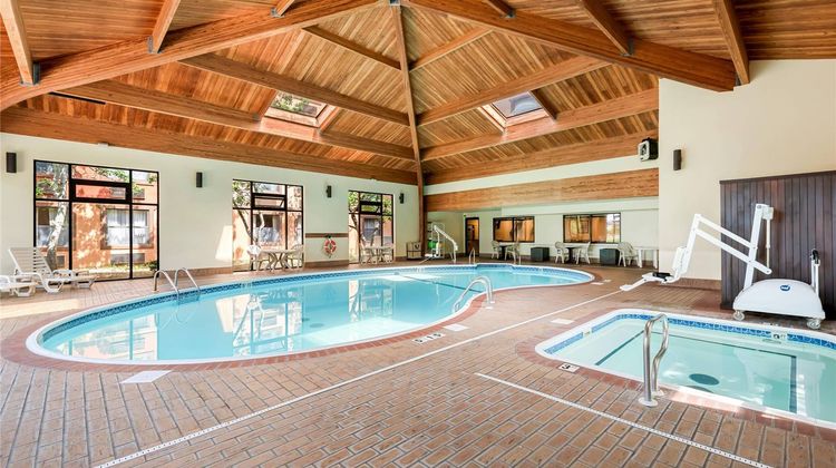 Comfort Inn & Suites Branson Meadows Pool