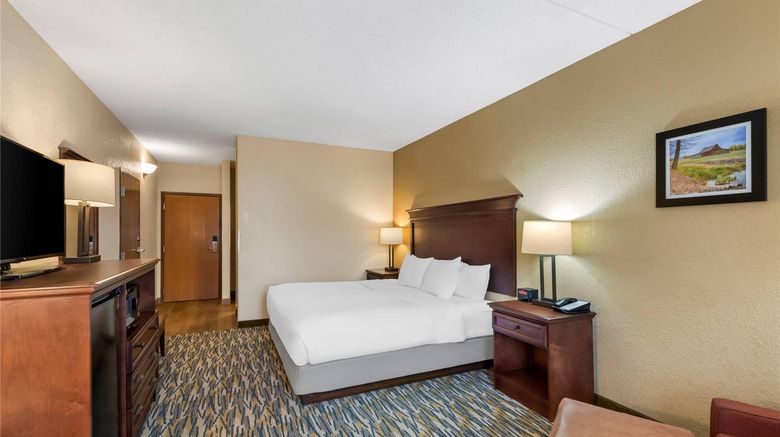 <b>Comfort Inn & Suites Branson Meadows Room</b>. Images powered by <a href="https://iceportal.shijigroup.com/" title="IcePortal" target="_blank">IcePortal</a>.