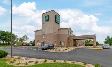 Quality Inn Kansas City Intl Airport