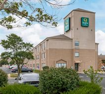 Quality Inn Kansas City Intl Airport Exterior
