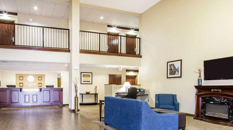 Comfort Inn Poplar Bluff Lobby