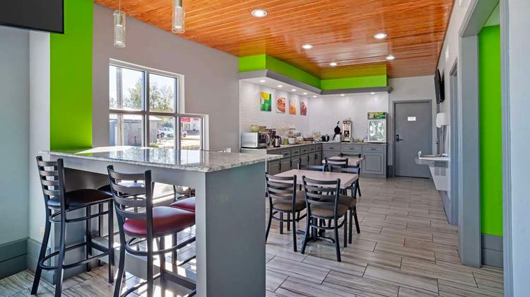 Quality Inn Brookhaven Restaurant