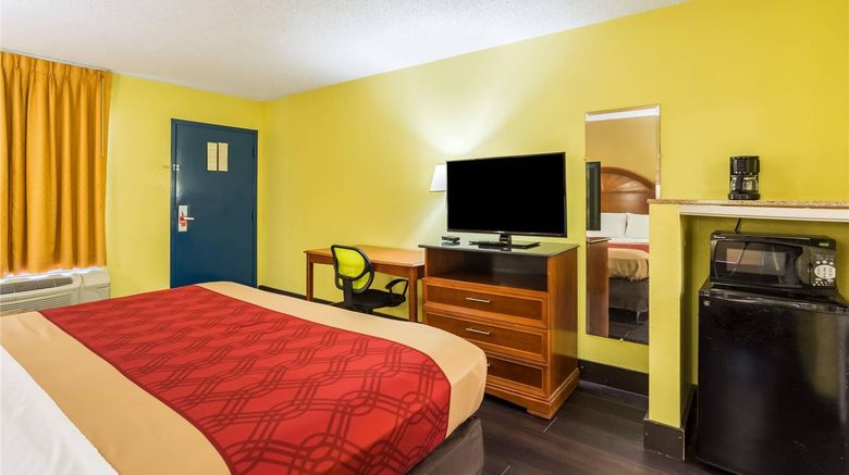 <b>Econo Lodge Picayune Room</b>. Images powered by <a href="https://iceportal.shijigroup.com/" title="IcePortal" target="_blank">IcePortal</a>.