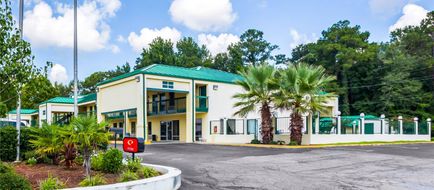 Econo Lodge Picayune Exterior