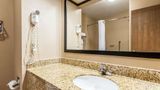 <b>Quality Inn Room</b>. Images powered by <a href="https://iceportal.shijigroup.com/" title="IcePortal" target="_blank">IcePortal</a>.