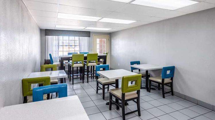 Econo Lodge Vicksburg Restaurant