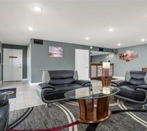Quality Inn Indianola Lobby