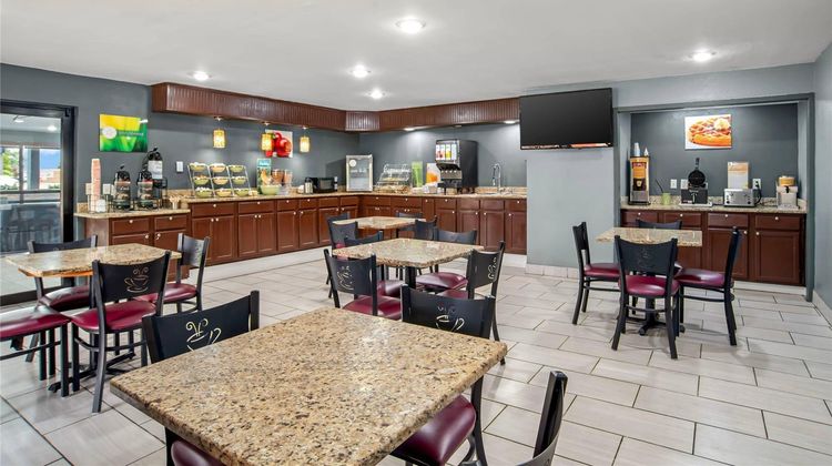 Quality Inn Indianola Restaurant