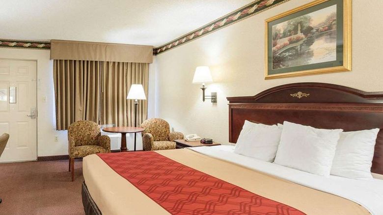 <b>Econo Lodge Grenada Room</b>. Images powered by <a href="https://iceportal.shijigroup.com/" title="IcePortal" target="_blank">IcePortal</a>.