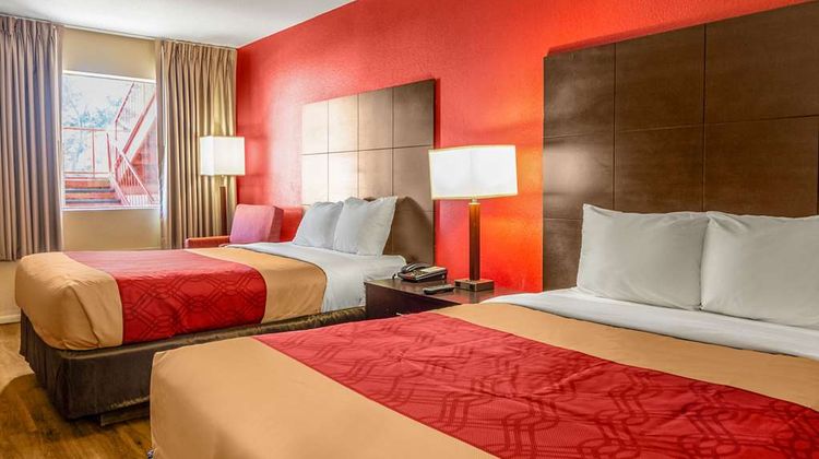 Econo Lodge Meridian South Room