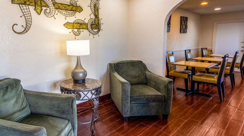 <b>Econo Lodge Meridian South Lobby</b>. Images powered by <a href="https://iceportal.shijigroup.com/" title="IcePortal" target="_blank">IcePortal</a>.
