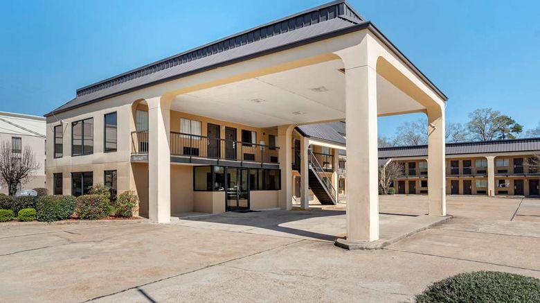 <b>Econo Lodge Exterior</b>. Images powered by <a href="https://iceportal.shijigroup.com/" title="IcePortal" target="_blank">IcePortal</a>.