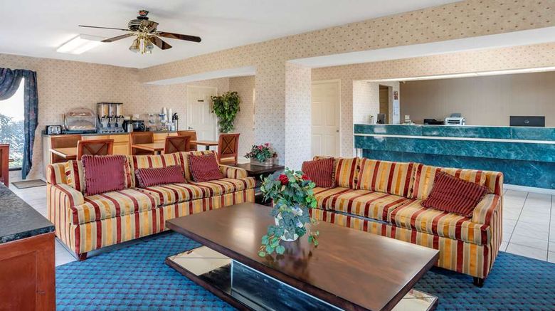 <b>Econo Lodge Lobby</b>. Images powered by <a href="https://iceportal.shijigroup.com/" title="IcePortal" target="_blank">IcePortal</a>.