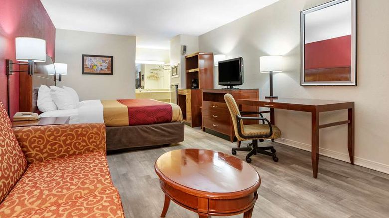 <b>Econo Lodge Suite</b>. Images powered by <a href="https://iceportal.shijigroup.com/" title="IcePortal" target="_blank">IcePortal</a>.