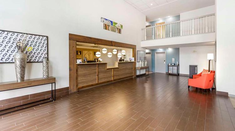 Comfort Inn Meridian - Bonita Lakes Lobby