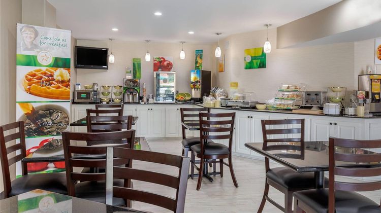 Quality Inn McComb Restaurant