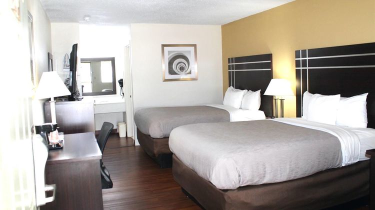 Quality Inn McComb Room