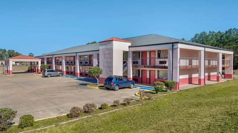 Econo Lodge Inn and Suites Forest Exterior. Images powered by <a href="https://iceportal.shijigroup.com" target="_blank" rel="noopener">Ice Portal</a>.