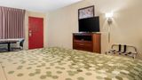 Econo Lodge Inn and Suites Forest Room