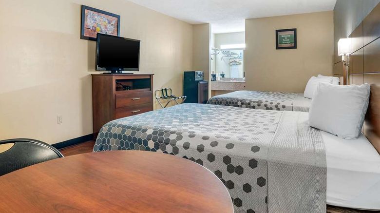 <b>Econo Lodge Inn and Suites Forest Room</b>. Images powered by <a href="https://iceportal.shijigroup.com/" title="IcePortal" target="_blank">IcePortal</a>.