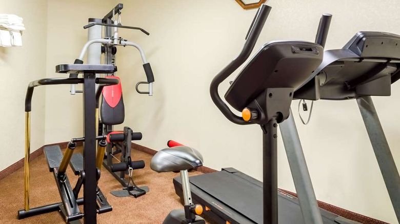 <b>Quality Inn Health</b>. Images powered by <a href="https://iceportal.shijigroup.com/" title="IcePortal" target="_blank">IcePortal</a>.