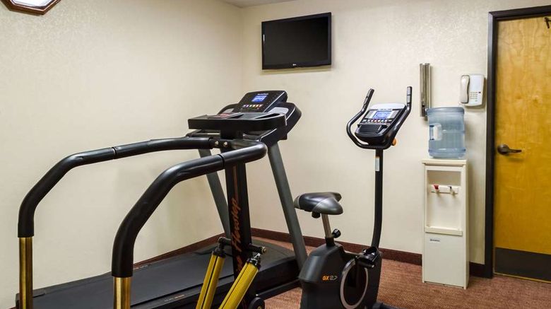 <b>Quality Inn Health</b>. Images powered by <a href="https://iceportal.shijigroup.com/" title="IcePortal" target="_blank">IcePortal</a>.