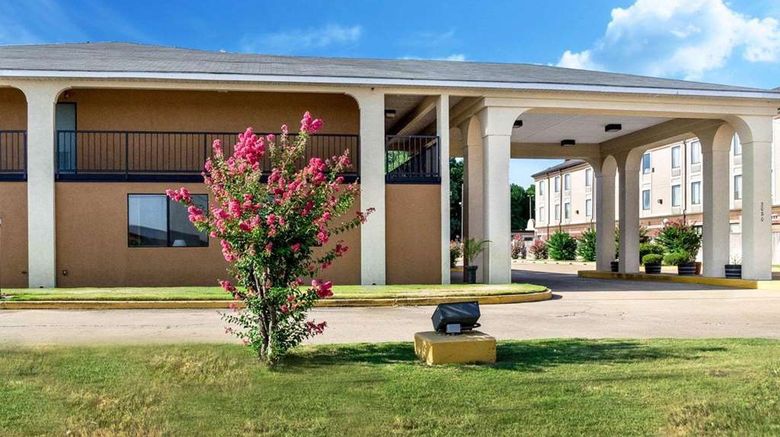 <b>Econo Lodge Greenville Exterior</b>. Images powered by <a href="https://iceportal.shijigroup.com/" title="IcePortal" target="_blank">IcePortal</a>.