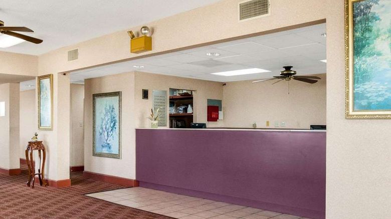 <b>Econo Lodge Greenville Lobby</b>. Images powered by <a href="https://iceportal.shijigroup.com/" title="IcePortal" target="_blank">IcePortal</a>.