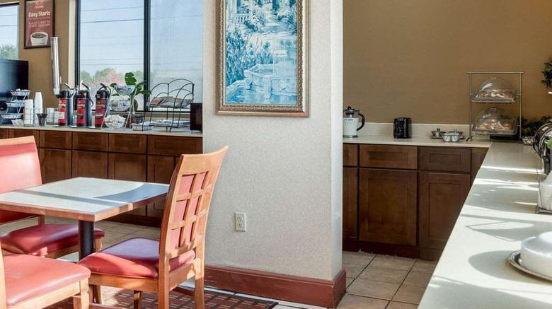 <b>Econo Lodge Greenville Restaurant</b>. Images powered by <a href="https://iceportal.shijigroup.com/" title="IcePortal" target="_blank">IcePortal</a>.