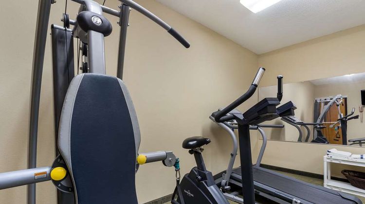 Quality Inn & Suites Jackson Airport Health