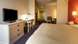 Quality Inn and Suites Hattiesburg North Suite